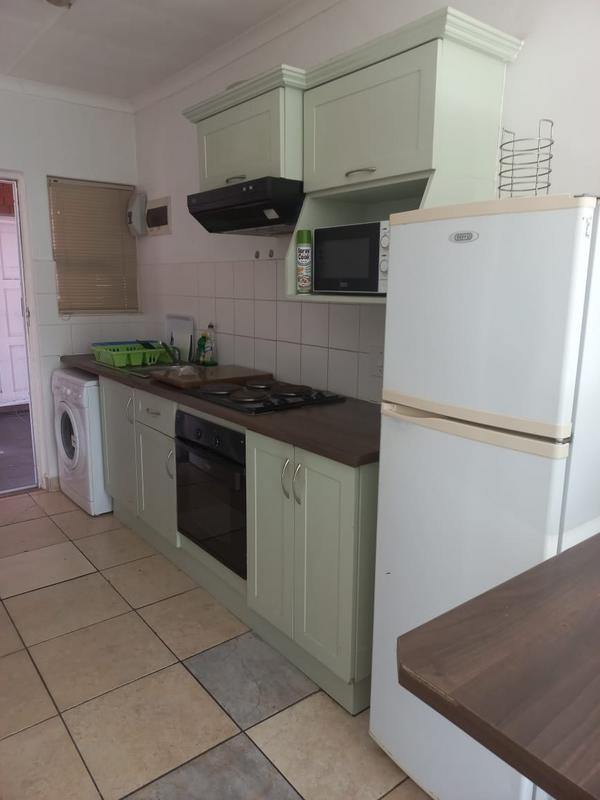 To Let 2 Bedroom Property for Rent in Grahamstown Eastern Cape